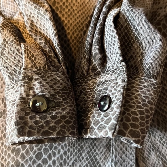 Solutions New York charcoal Grey Snakeskin Print Shacket Size XL - Picture 12 of 14